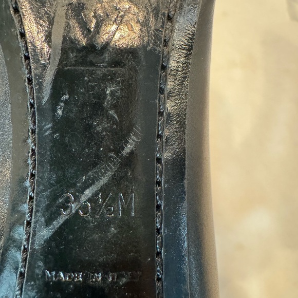 Authentic Louis Vuitton ankle boots - Picture 16 of 16